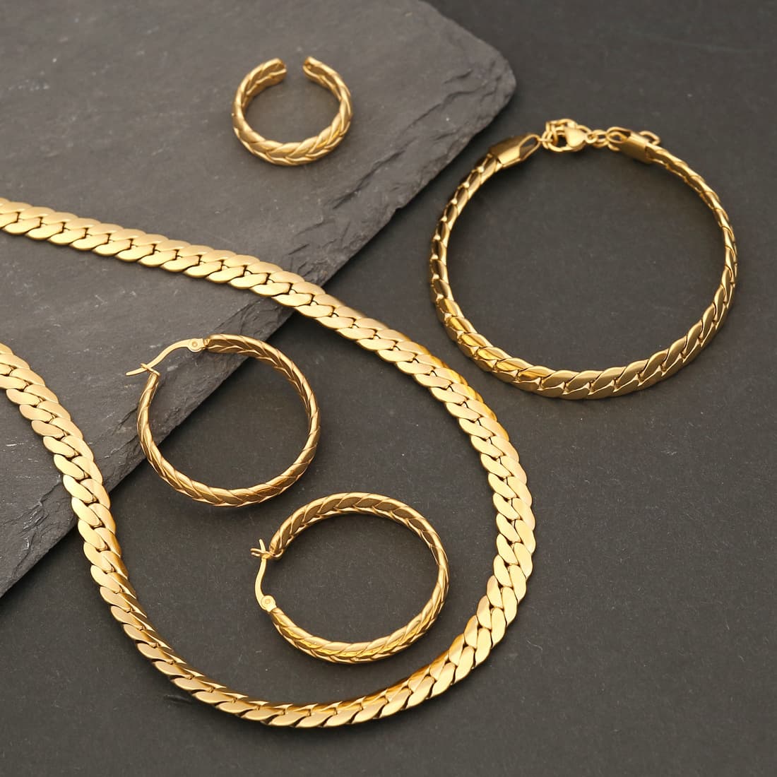 DG Luxe chain kolekcija – fotografija 1 od 14